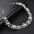 Cerchietto da sposa fatto a mano con perle bianche, cristalli e fiori di conchiglia - Argento