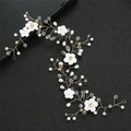 Vite per capelli da sposa con fiori bianchi e perle su filo metallico dorato - Filo di Rame Oro KC