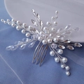 Pettine sposa con cristalli smeraldo e perle bianche su ramo di filo d'argento - Pettine per Capelli Perlato a Mano (TS1669) / Argento