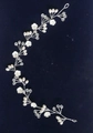 Silberne Braut-Haarranke mit weißen Blüten, Perlen und Kristallen auf Samt - Silber Stil 8