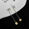Boucles d'oreilles carrées bicolores avec motif baroque et longue chaîne pendante - Style Gland Cube (Tige Argent 925)