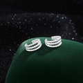 Manchette d'oreille à triple rangée de perles argentées pour femmes sans perçage - Boucles d'oreilles clips / Argenté