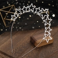 Cerchietto corona con stelle argentate e strass per feste e styling quotidiano chic - Argento