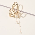 Dettaglio della molletta per capelli a farfalla dorata con eleganti nappine di perle - Farfalla (Stile 2)