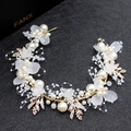 Handmade bridal hair vine with pearl beads and golden leaves on dark background - Wreath (Alloy Exquisite) / Gold