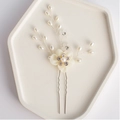 Pettine per capelli da sposa con fiori di stoffa avorio e perle su vassoio bianco - Bianco Avorio (Bastoncino per Capelli Singolo)