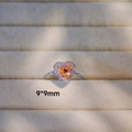 Macro detail of handmade silver heart ring with real pink dried flowers and pearl - Heart Pink Orange (B Silver)