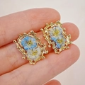 Exquisite gold-framed rectangle earrings with blue dried flowers in resin - Blue Rectangular Dried Flower Style (Style B)