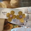 Handmade golden floral earrings with purple dried flowers and hammered texture in vintage style - Hammered Texture Purple Dried Flower Floral Shape (Model B)