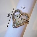 Silver stainless steel heart ring featuring white dried flowers in resin, 2cm size - Silver Lace Flower Style