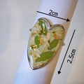 Silver stainless steel heart ring with white dried flowers and gold leaf in resin - Fresh Matcha Green Style