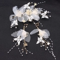 Set accessori sposa con farfalle in tulle bianco e orecchini a stella coordinati - Bianco (Copricapo e Orecchini)