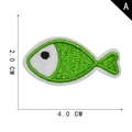 Mini toppa ricamata a forma di pesce verde 4,0x2,0 cm per vestiti e borse DIY - Pesce Verde (A)