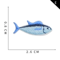 Toppa ricamata a forma di pesce blu stile E dimensioni 2.6cm x 0.8cm per abbigliamento - Stile Pesce (E)