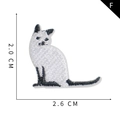 Toppa ricamata a forma di gatto variante F bianco e nero, 2,6 cm x 2,0 cm - Stile Gatto Mucca (F)