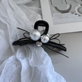 Elegante pinza per capelli nera grande con perle argentate opache e dettaglio a fiocco - Nero