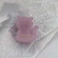 Détail de la pince à cheveux chat rose avec l'inscription dorée France Handmade - Forme de chat / Mauve Clair