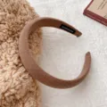 Diadema gruesa de esponja caqui hecha a mano con textura tejida para mujer elegante - Caqui