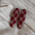 Detail of red and white plaid wool tweed hair clips with elegant textured fabric on linen background - Apricot Red Fine Plaid - Oval Style