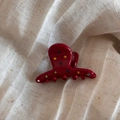 Detail der Oktopus-Haarklammer in Dunkelrot mit bunten Strasssteinen aus Acetat - Rot