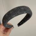 Detail of grey tweed fabric headband with snowflake embroidery and handmade woven label - Headband / Grey Style