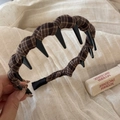 Close-up of brown plaid headband showing internal black plastic teeth for grip - Long Teeth Style - Coffee Plaid