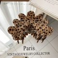 Franse vintage haarklem met luipaardprint voor een elegante en stijlvolle look - Bloemblad Stijl