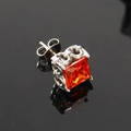 Orecchino punk con zircone arancione quadrato e montatura in acciaio inossidabile intagliato retro - Tono Argento Zirconia Rosso Arancio (Singolo)