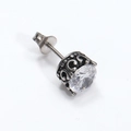 Vintage-Ohrstecker aus Edelstahl mit rundem Zirkon und kunstvoll gravierten Mustern - Silberfarben Weißer Zirkonia (Einzelstück)