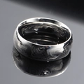 Vintage stainless steel ring with black and white fluid Damascus texture and mirror reflection - US 6 / Steel