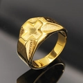 Anello vintage a croce in acciaio al titanio dorato con finitura testurizzata punk - US 7 / Oro