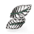 Luxuriöser Edelstahlring mit silbernem hohlem Blattdesign und grünen Kristallen - US 6 / Silber mit grünem Zirkon