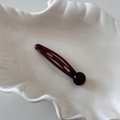 Fermaglio per capelli vintage rosso scuro a goccia con perla lucida decorativa - Rosso