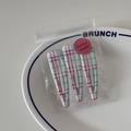 Three-piece checkered hair clips set presented in a white ceramic brunch plate - Blue And Pink Gingham Style