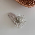 Detalle del pasador de terciopelo rosa con cuentas brillantes y textura de estrella - Cuentas de Fuegos Artificiales-Albaricoque