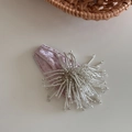 Detalle de pinza BB de terciopelo rosa con cuentas de lujo en diseño de fuegos artificiales - Cuentas de Fuegos Artificiales-Rosa