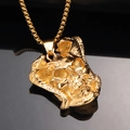 Collana con ciondolo a teschio dorato retro punk nordico e catena in acciaio su fondo nero - Solo Pendente Colore Oro (Senza Catena)