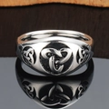 Vintage Vikingring met Keltische Triquetra knoop in gepolijst roestvrij staal - US 7 / Staalkleur