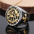 Anello religioso St. Michael da uomo in argento e oro con rilievo a croce retrò - US 7 / Oro e Argento