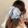 Elegante fermaglio per capelli a fiocco in seta azzurra con nastri lunghi e perline - Molletta Coda di Cavallo Blu