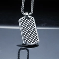 Collana da uomo in acciaio inossidabile con ciondolo a piastrina e trama a rombi - Solo Ciondolo (Senza Catena)