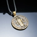 Colgante medalla San Benito vintage dorado con cadena de acero inoxidable plateada - Colgante Color Oro (Sin Cadena)