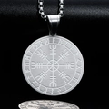 Colgante brújula vikinga Vegvisir de acero inoxidable con runas nórdicas sobre fondo negro - Colgante Color Acero (Sin Cadena) / Color Acero