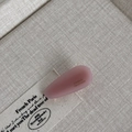 Detail of a matte pink teardrop acetate hair clip with FRANCE Handmade engraving text - Pink