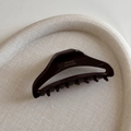 Detail of tortoise shell acetate hair claw clip with golden France Handmade logo engraving - Hollow Dumpling Shape / Small Coffee