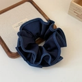 Dettaglio dell'elastico blu navy a doppio strato con bordo intrecciato raffinato - Blu Notte
