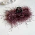Elegante pinza per capelli con piume viola prugna per un look sofisticato e voluminoso - 13cm / Rosso