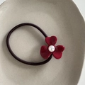 Elastico per capelli marrone scuro retrò con fiore rosso lucido e perla bianca - Borgogna
