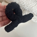 Cross-shaped black plush hair claw clip for women made of soft faux fur fleece - Black