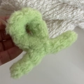 Crossed avocado green plush faux fur hair claw clip with wave design for autumn and winter - Fluorescent Green